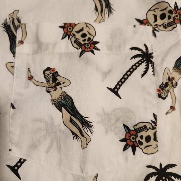 VSTR Button-Up Shirt Skull Hula Dancers Palm Trees Pattern Unique Mens Medium - Picture 4 of 14